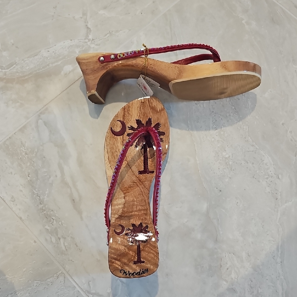 Woodies Women's Red Palm Tree Sandals